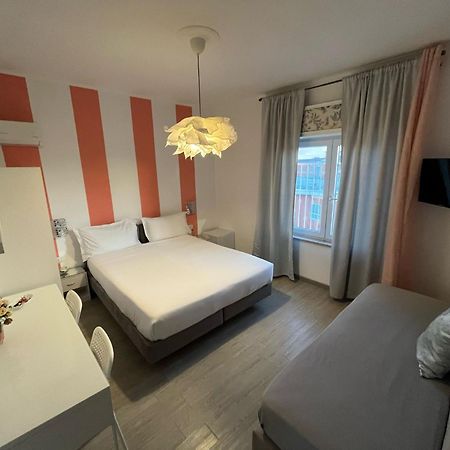 F.Rooms Napoli Exteriör bild