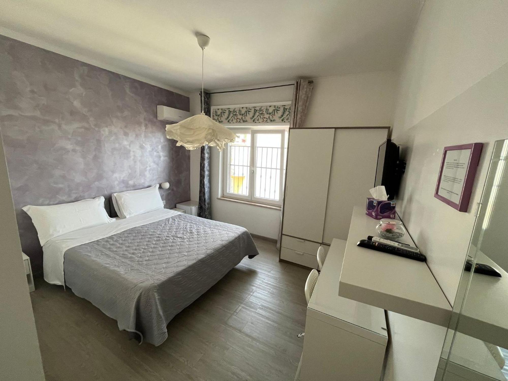 F.Rooms Napoli Exteriör bild